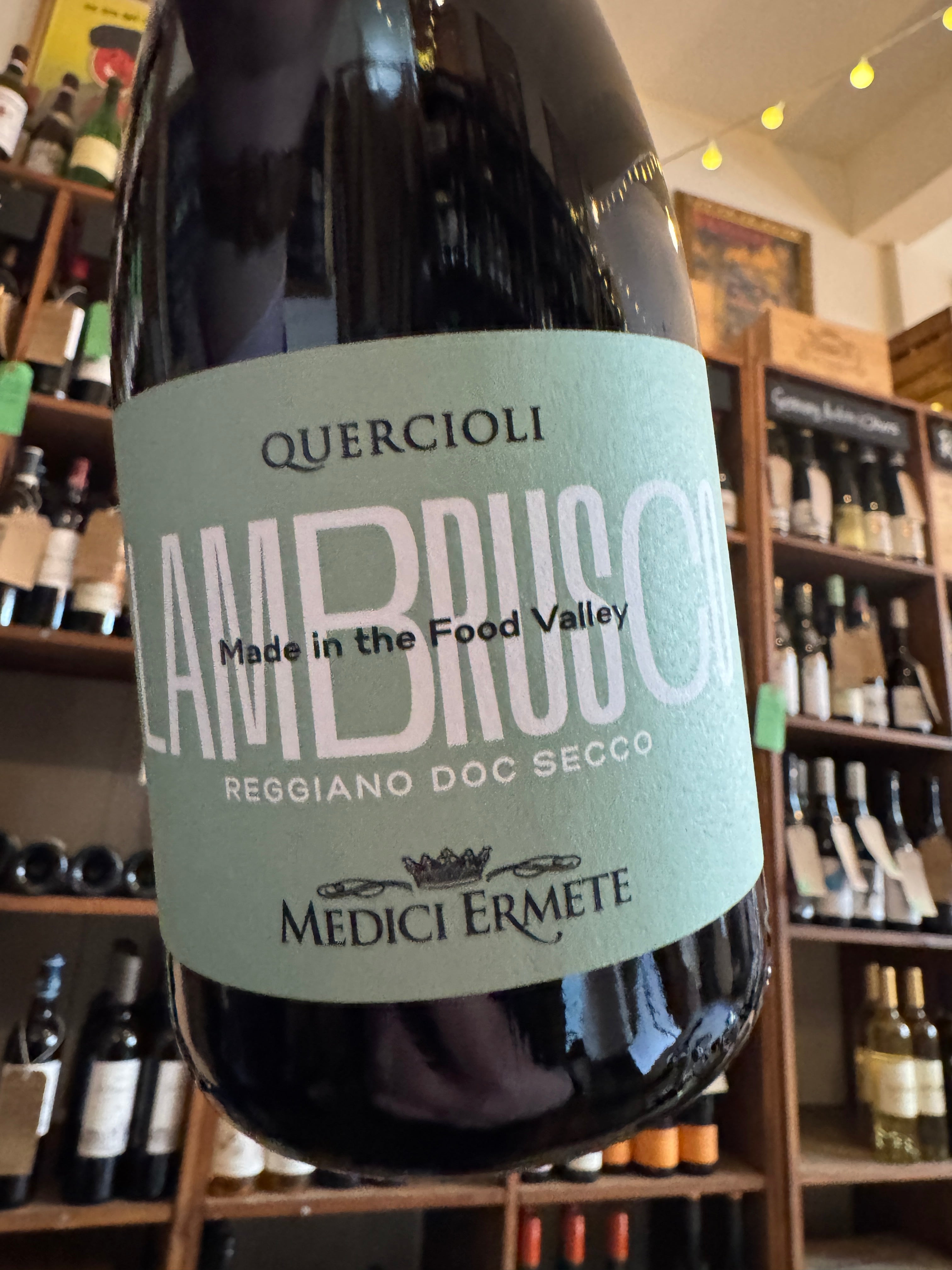Medici Ermete Quercioli Lambrusco Reggiano DOC Secco Green Label 75cl