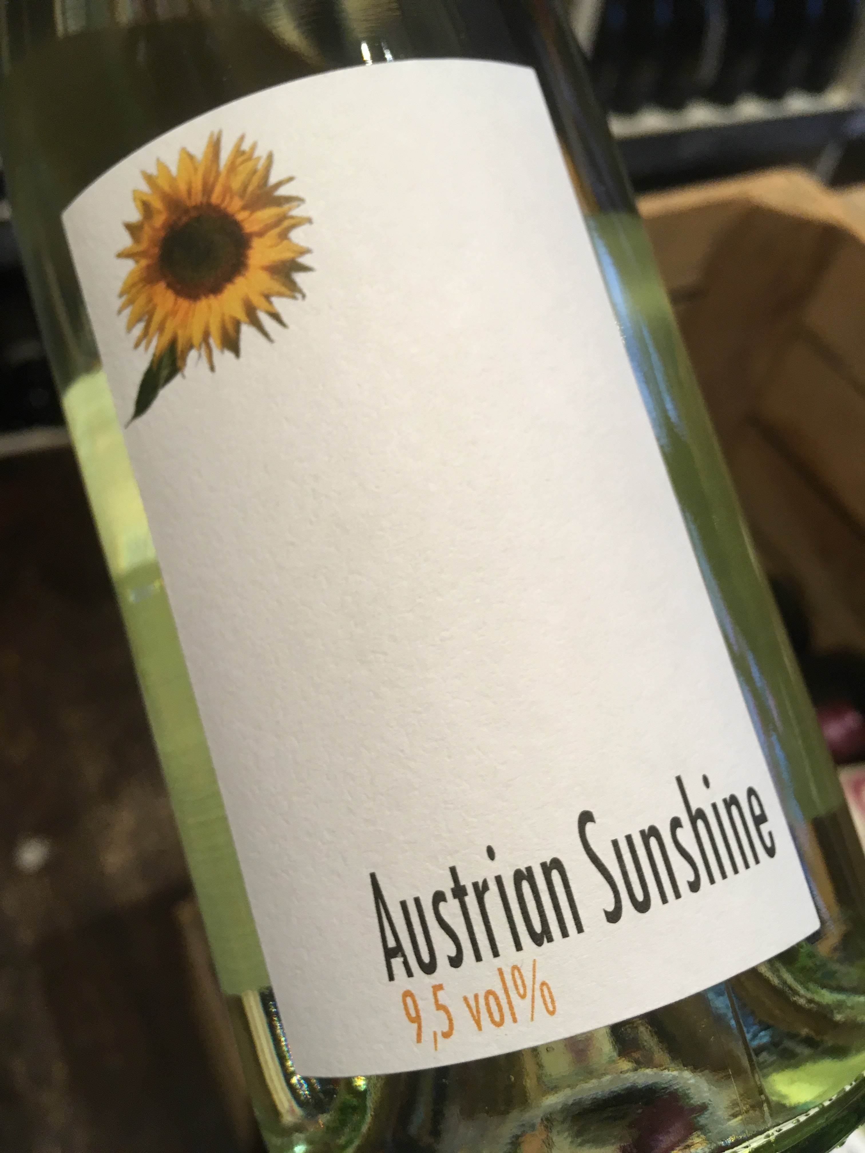 Weingut R&A Pfaffl The Dot Austrian Sunshine 2018 75cl