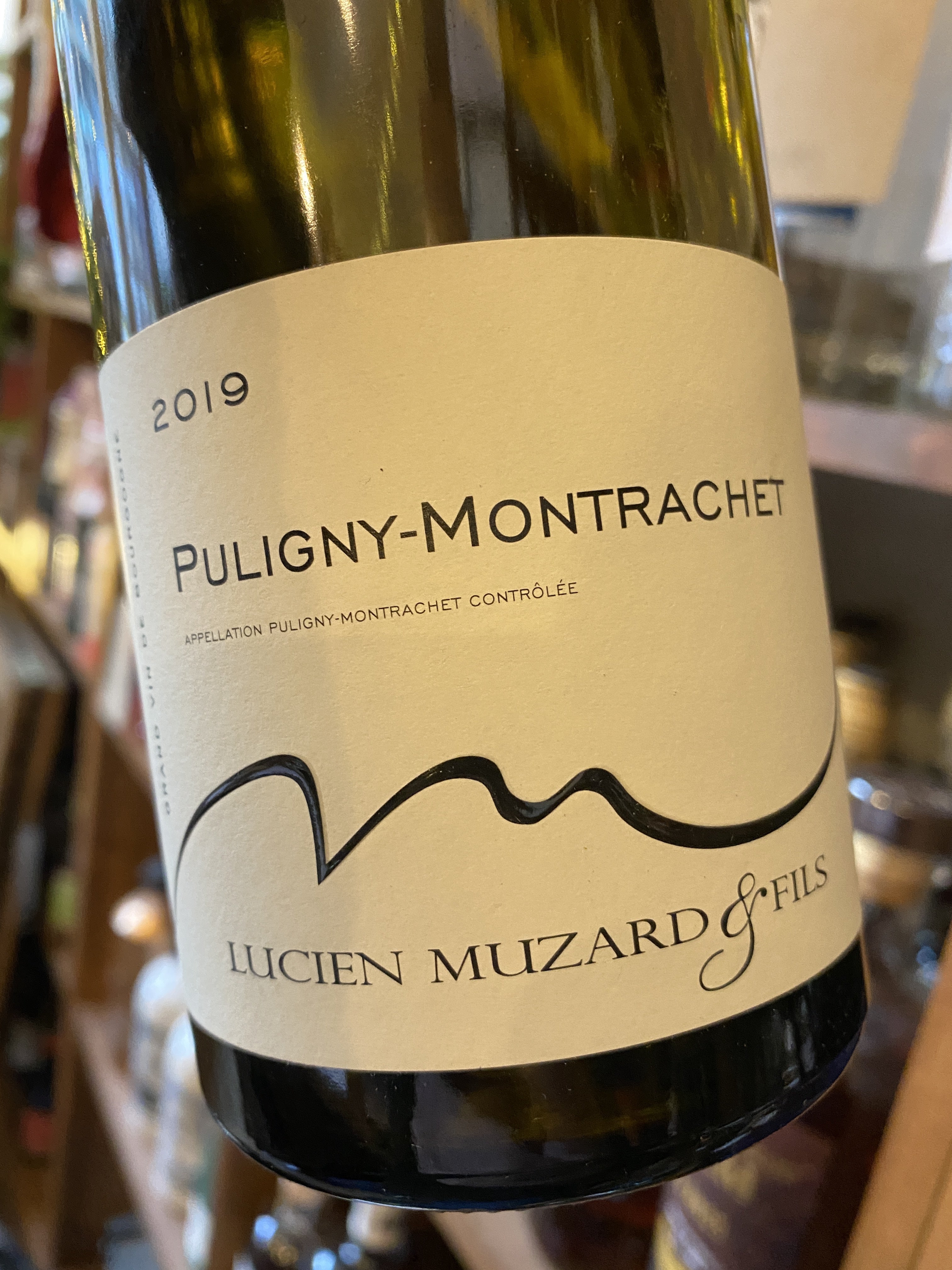 Domaine Lucien Muzard et Fils Puligny Montrachet 2019 75cl