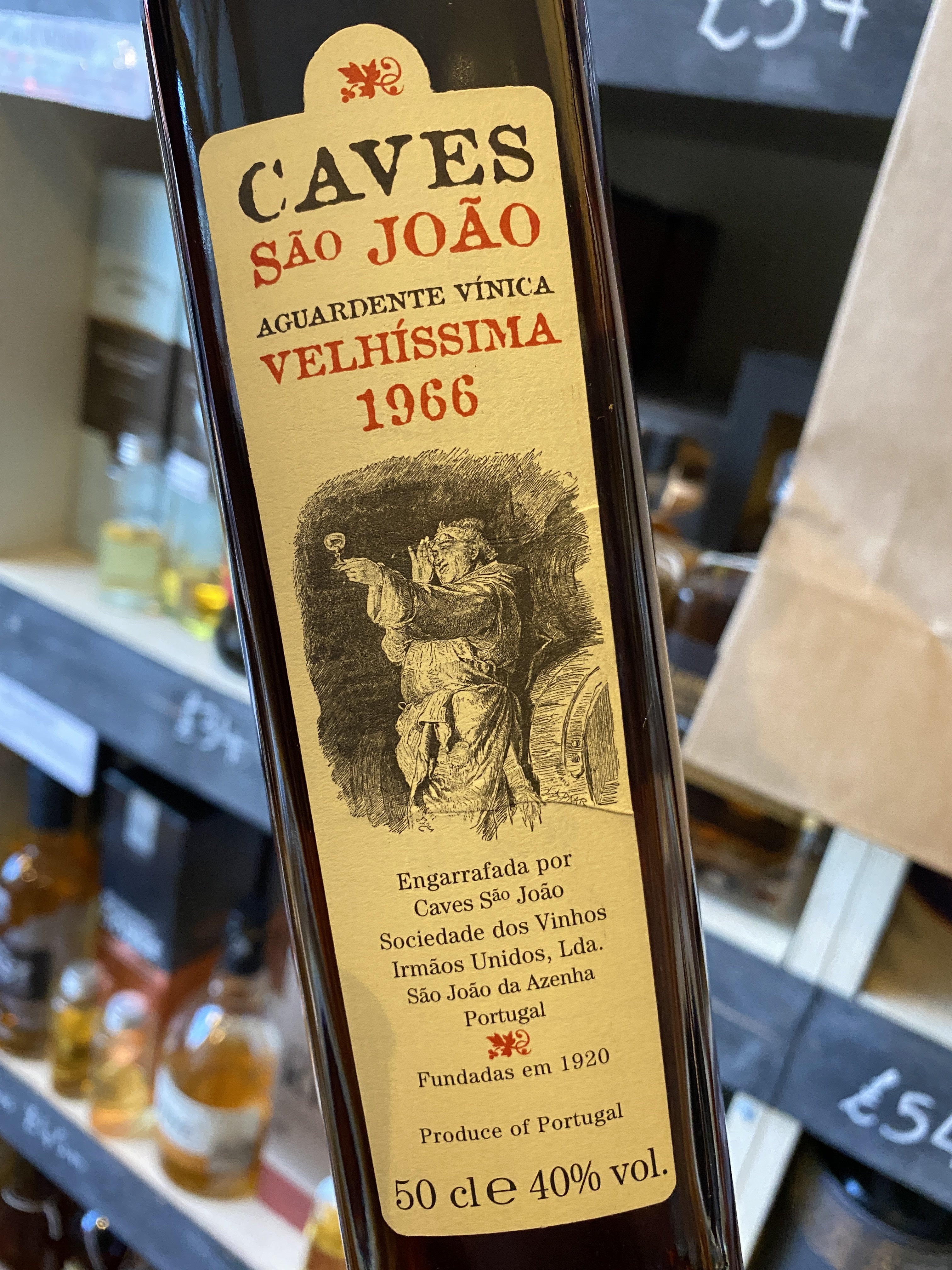 Cave Sao Joao Velhissima Aguardente 1966 50cl