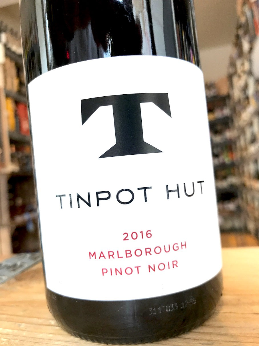 Tin Pot Hut Pinot Noir 2016 75cl