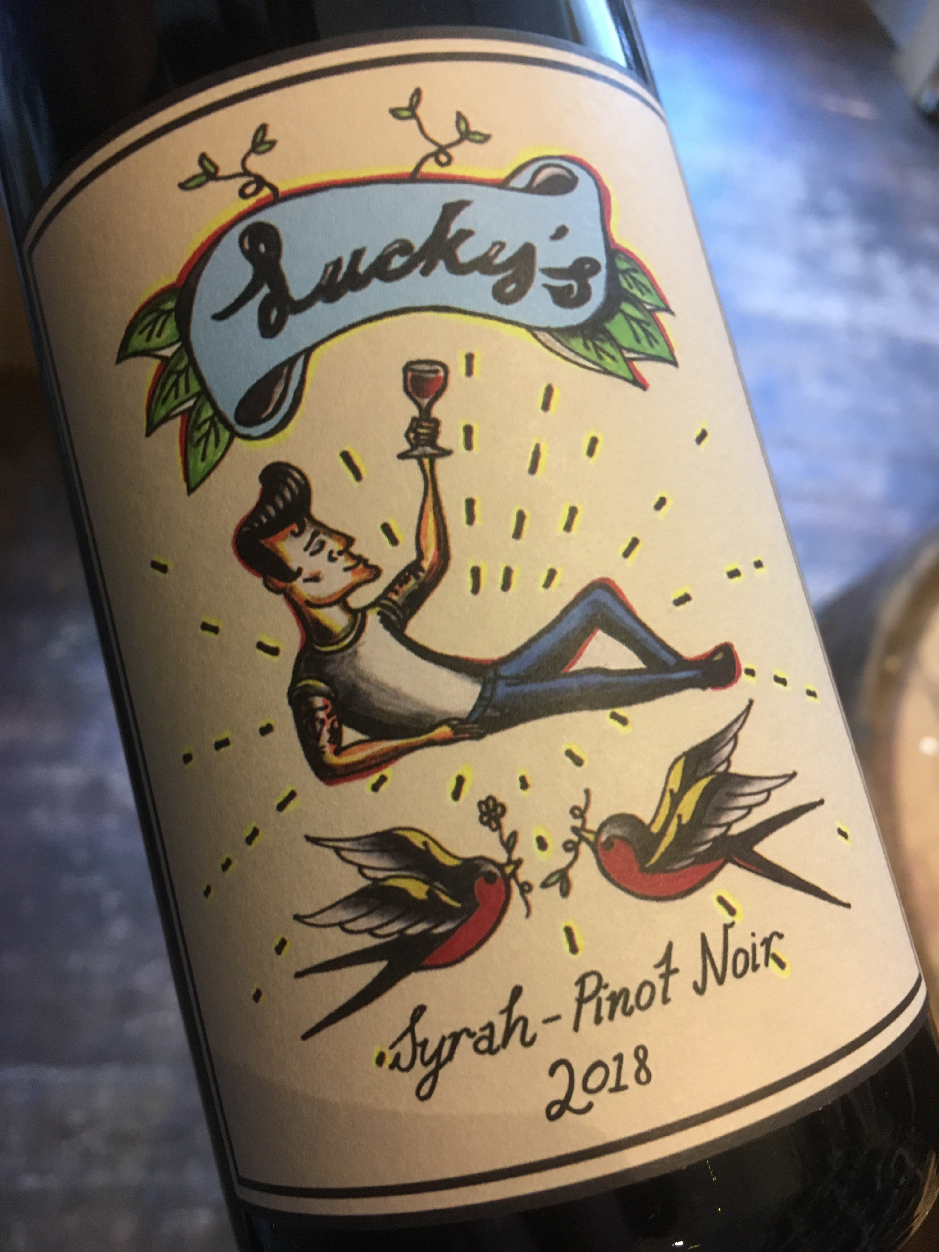 From Sunday's "Lucky's" Syrah Pinot Noir 2018 75cl